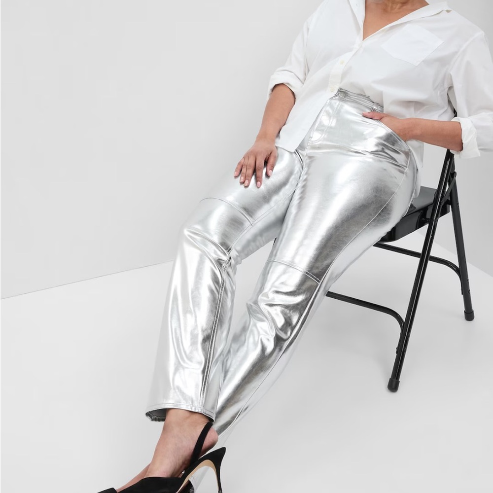 High Rise Vegan Leather Cheeky Straight Pants